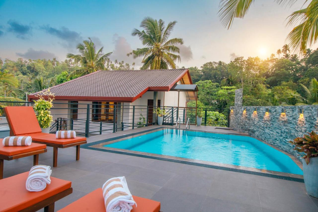 Mimoza Mirissa Bed & Breakfast Exterior photo